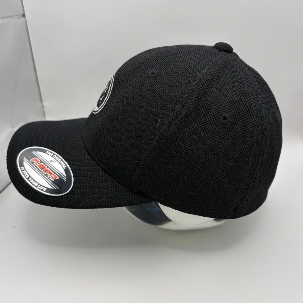 Flexfit Black Baseball Cap Embroidered Rooster Logo Cool Dry Performance‎